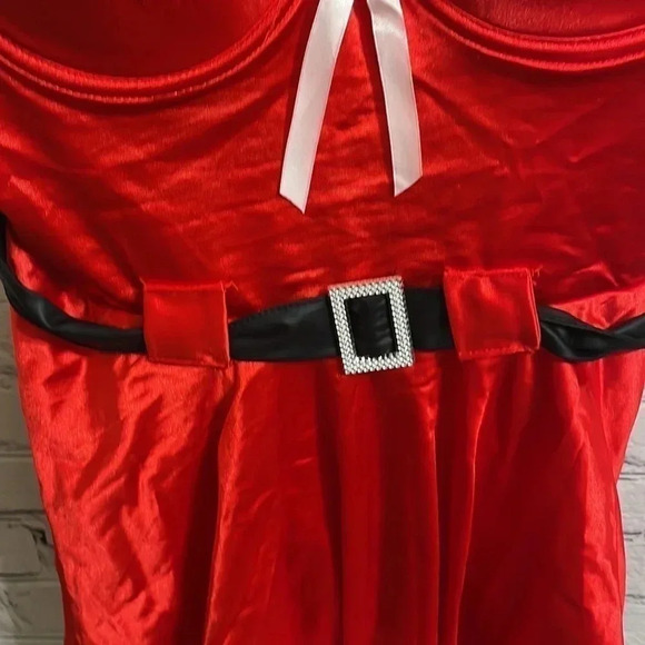 Pucker Up Red Fur Trimmed Mrs.Clause Nightgown - Picture 5 of 12